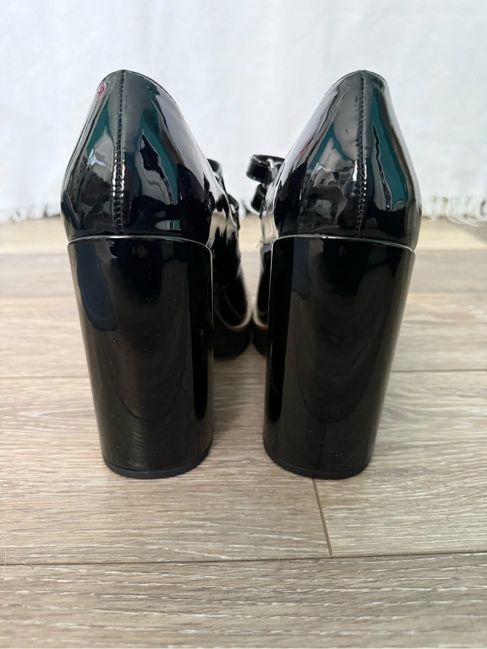 Steve Madden Twice Mary Jane Black Patent Leather Pumps